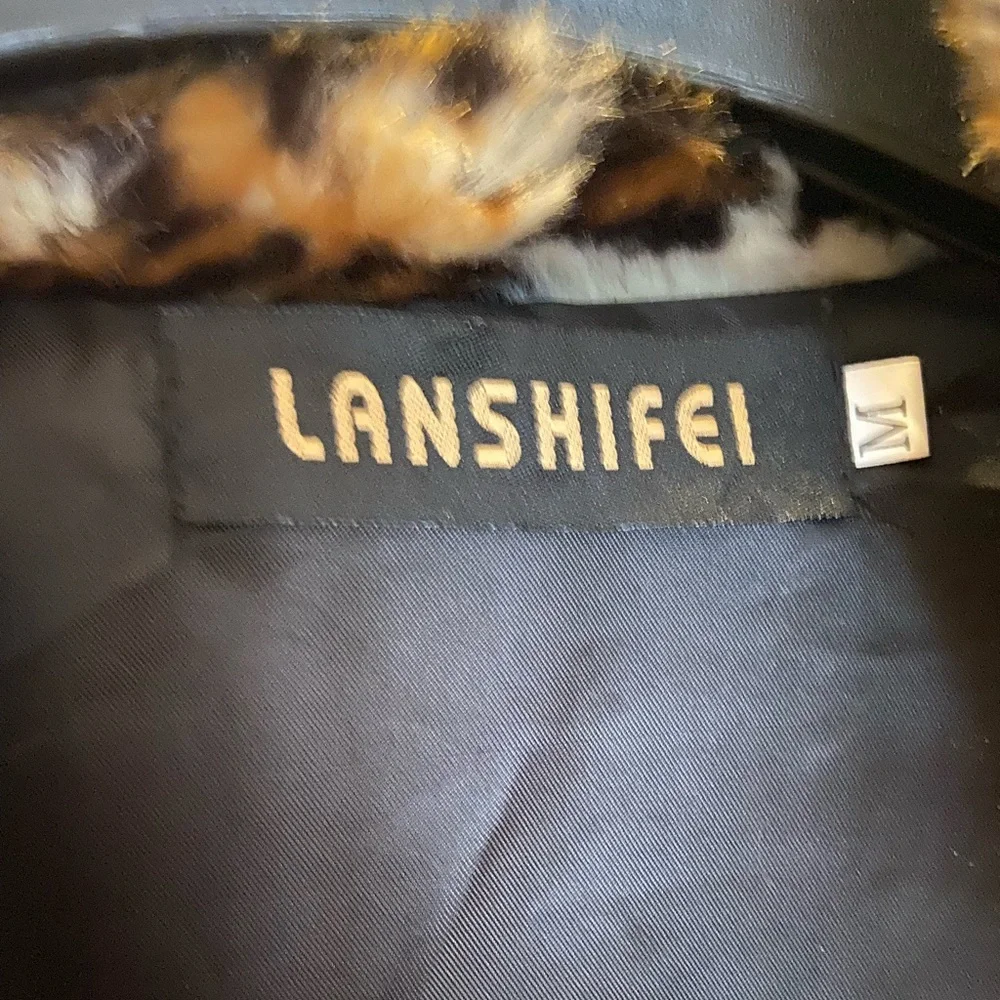 Leopard coat - Picture 3 of 5